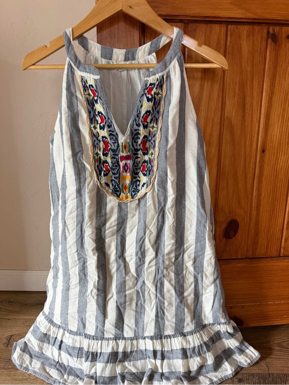 THML Striped Embroidered Boho Shift Dress - Size Medium - Excellent Condition